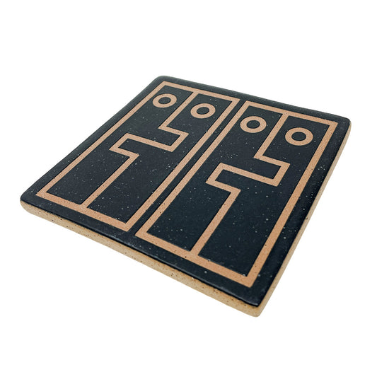 4" Tile - Hug Face - Matte Black