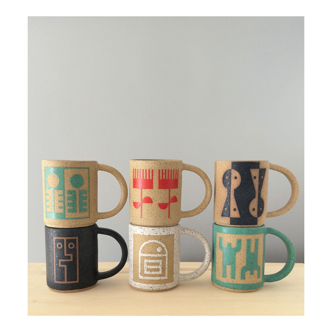 12 onzas. Taza - Líneas Redondeadas - Negro