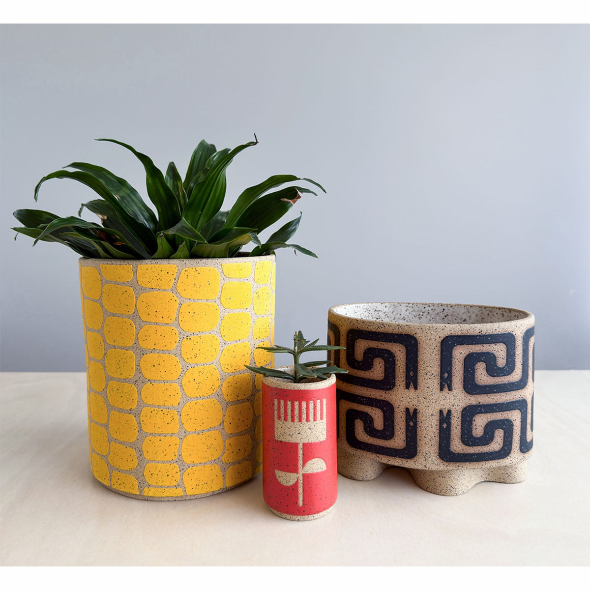 Medium Vessel - Corn - Matte Yellow