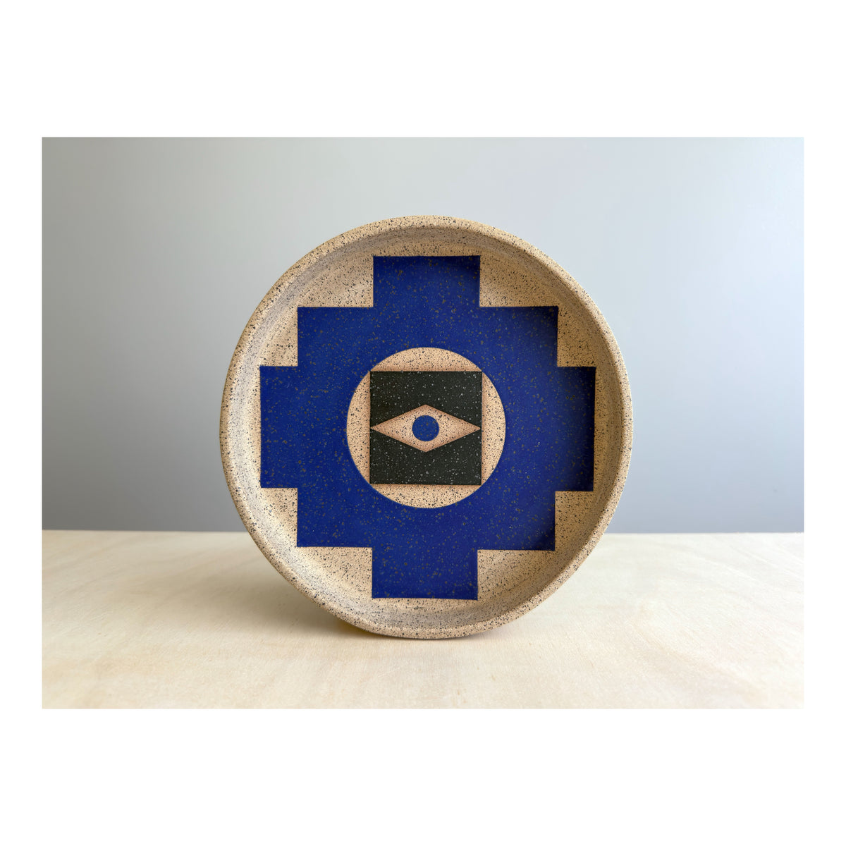 Medium Plate - Infinity Stairs - Matte Blue & Black